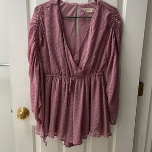 🌟ALTAR’D STATE 🌟 SMALL 🌟 PINK MAUVE ROMPER